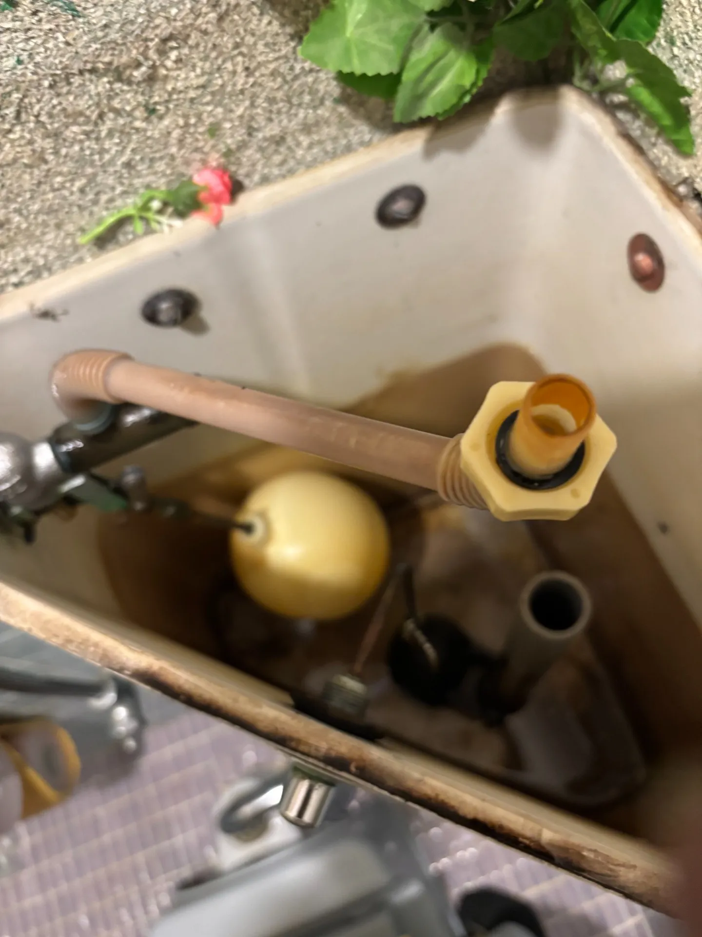 トイレ部品交換工事